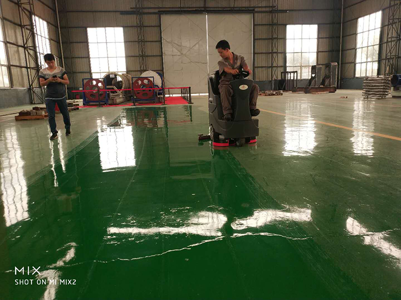 成都驾驶式洗地机
