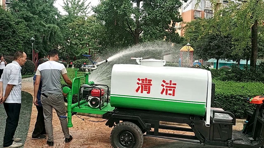 绿化洒水车