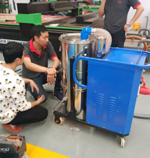 工业吸尘器在四川工厂雕刻机床运用